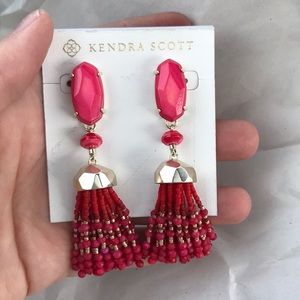 BRAND NEW! Kendra Scott tassel earrings